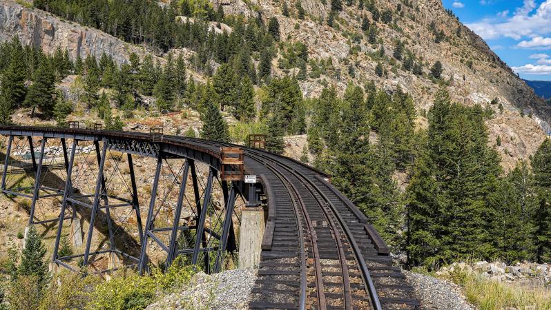 Picture of Traintracks through the Mountains